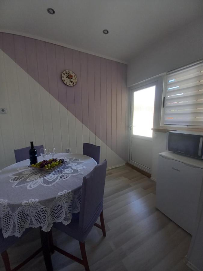 Apartman Maja Appartement Kaštela Buitenkant foto