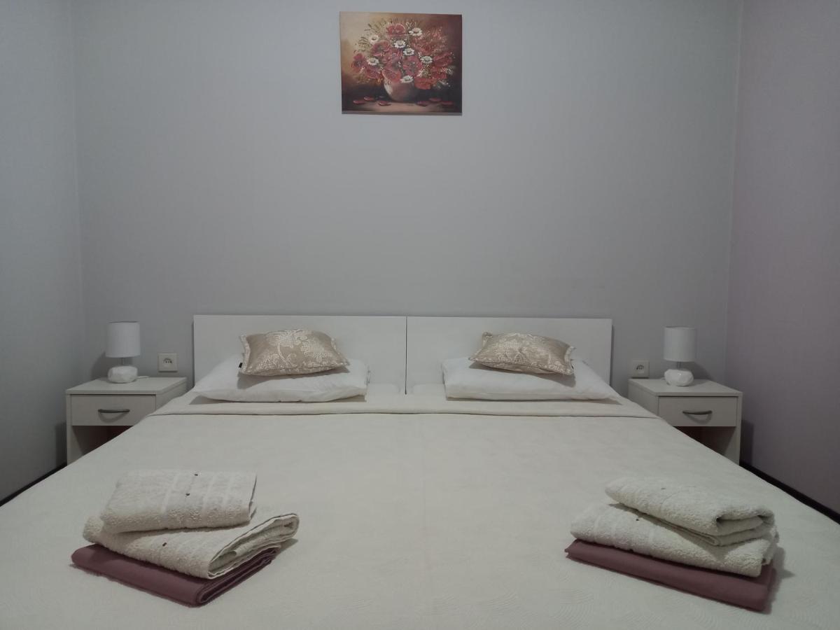 Apartman Maja Appartement Kaštela Buitenkant foto